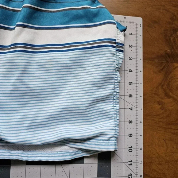 OP Men’s Medium 32 34 Swim Shorts Blue Surf Board Trunks Pockets Striped Grey - Picture 7 of 8